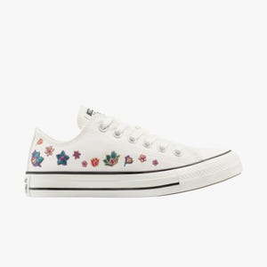 Chuck Taylor All Star Flowers